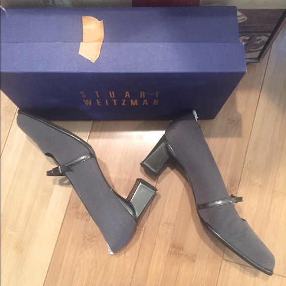 NWT. VTG Stuart weitzman square toed heels - Picture 3 of 4